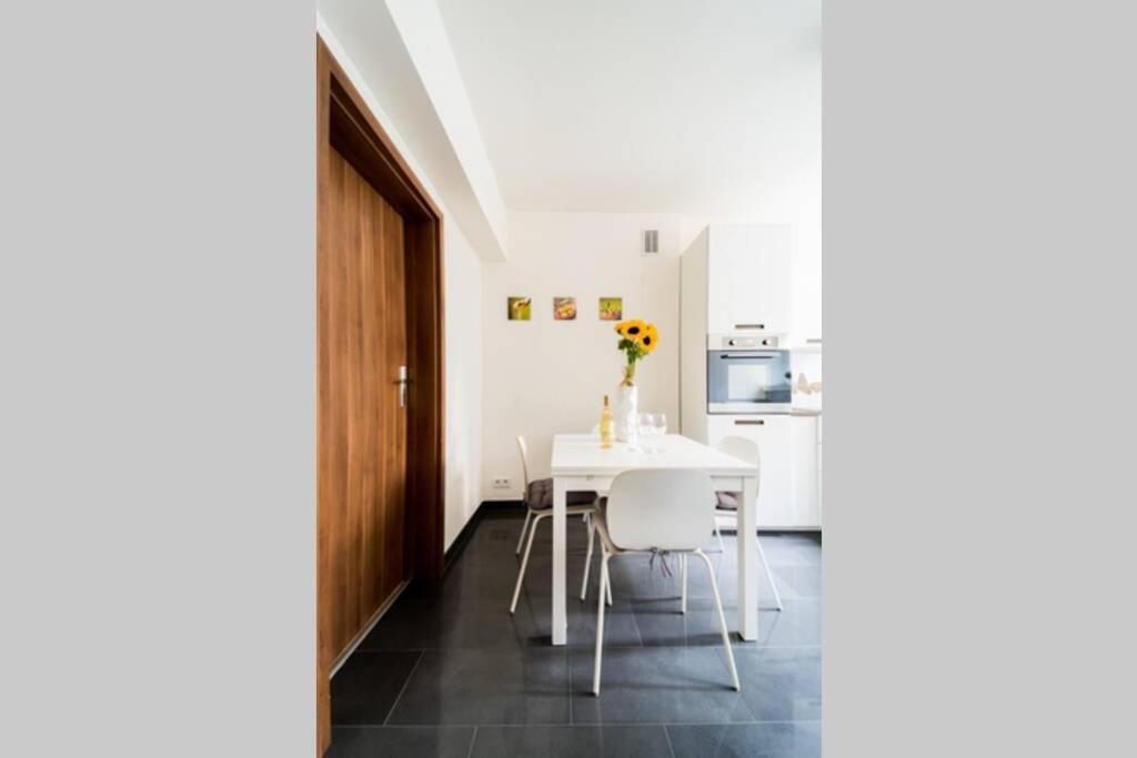 3 Rooms Big Apartment - 150 M Town Hall - Nice Design Vratislav Exteriér fotografie